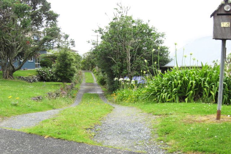 Photo of property in 14 Hilltop Avenue, Morningside, Whangarei, 0110