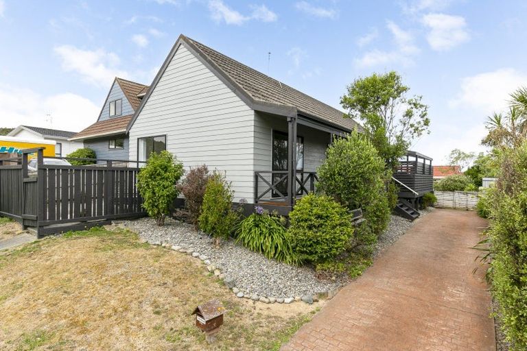 Photo of property in 106b Montgomery Avenue, Karori, Wellington, 6012