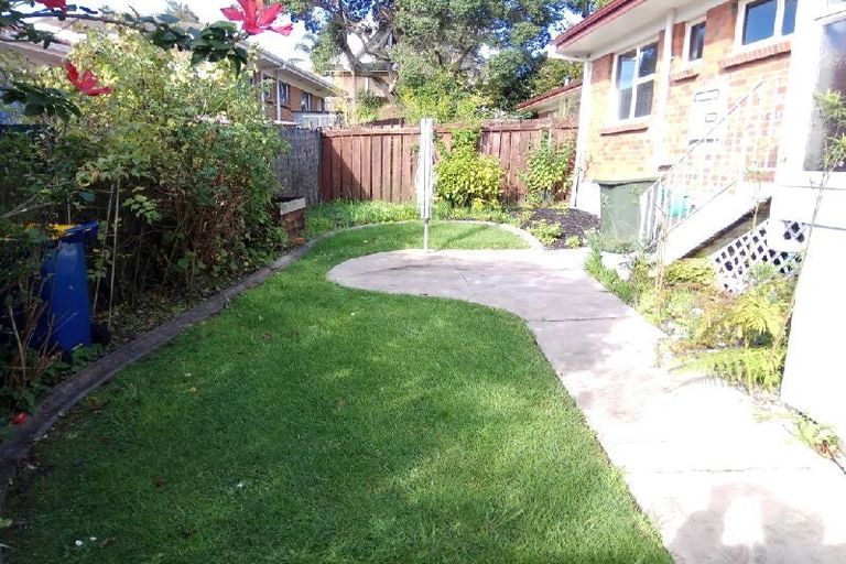 Photo of property in 1/31 Matuhi Rise, Henderson, Auckland, 0612