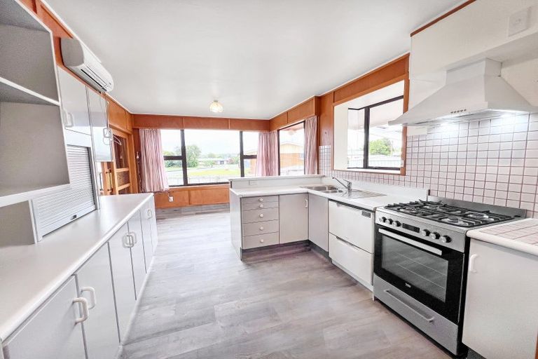 Photo of property in 10 Hoffman Street, Hokitika, 7810