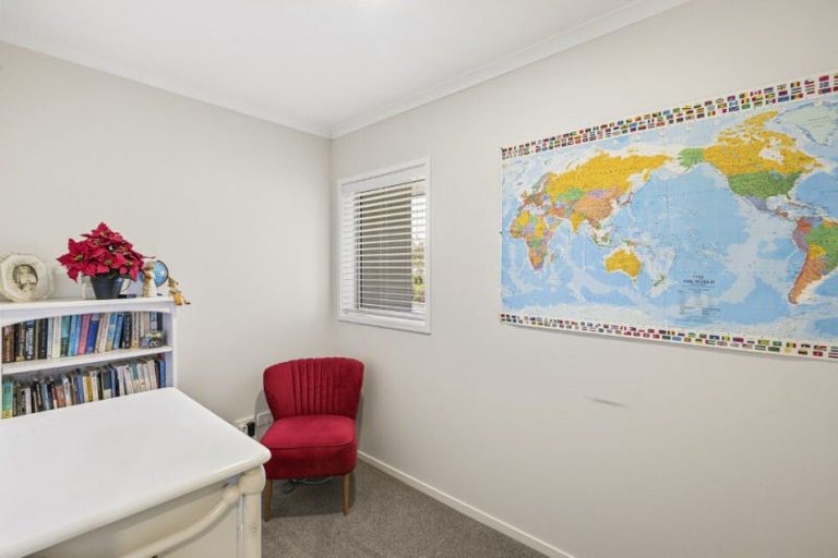 Photo of property in 49 Bridgewater Way, Pyes Pa, Tauranga, 3112