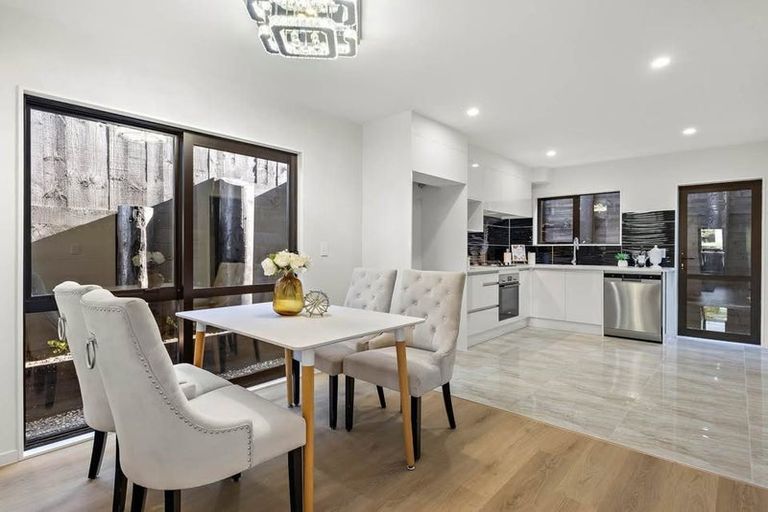 Photo of property in 1b Dreadon Road, Manurewa, Auckland, 2102