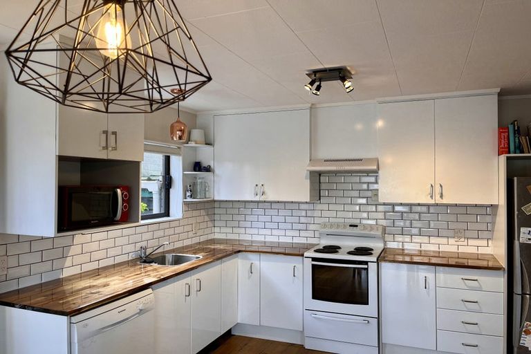 Photo of property in 8/37a Glengarry Road, Glen Eden, Auckland, 0602