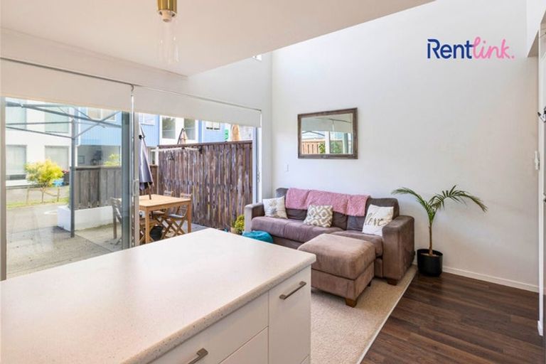Photo of property in 31 Reynolds Place, Papamoa Beach, Papamoa, 3118