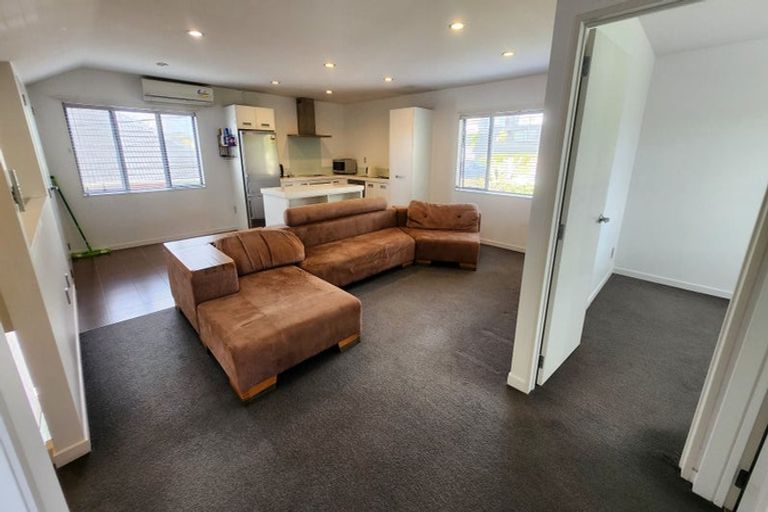 Photo of property in 9 Corunna Road, Milford, Auckland, 0620