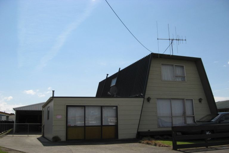 Photo of property in 242 Heads Road, Gonville, Whanganui, 4501