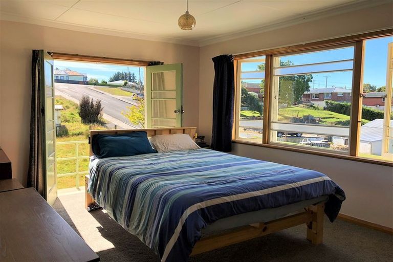 Photo of property in 6 Ross Street, Balclutha, 9230