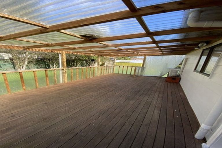 Photo of property in 7 Hamblyn Place, Ranui, Auckland, 0612