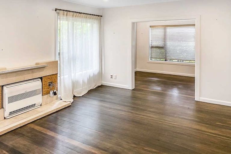 Photo of property in 1/183 Wairakei Road, Bryndwr, Christchurch, 8053