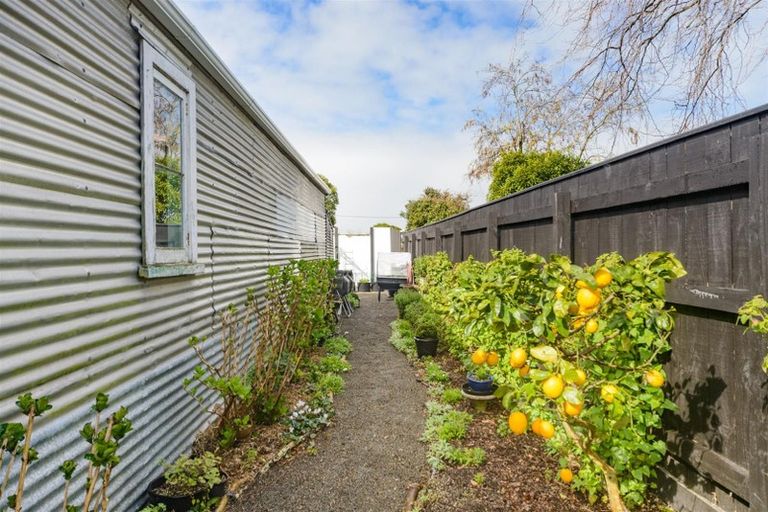 Photo of property in 23 Follett Street, Marton, 4710