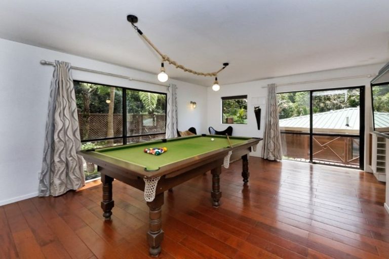 Photo of property in 130 Victory Road, Laingholm, Auckland, 0604