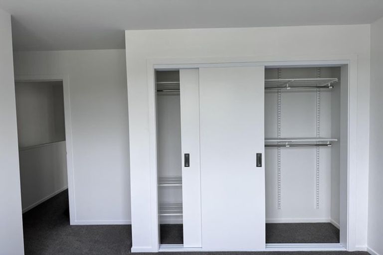 Photo of property in 31 Oakum Road, Whitby, Porirua, 5024