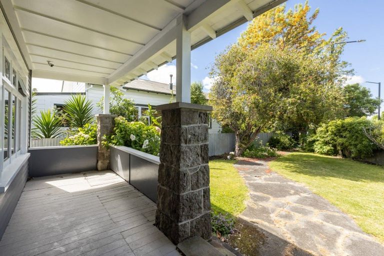 Photo of property in 275 Georges Drive, Napier South, Napier, 4110