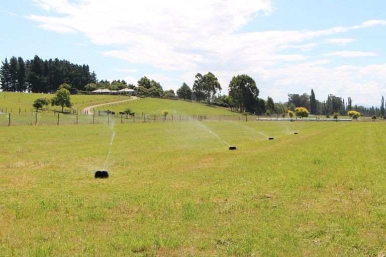 Photo of property in 587 Pleasant Point Highway, Levels, Timaru, 7975