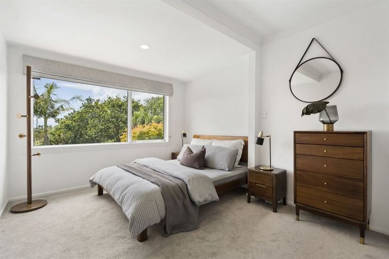 Photo of property in 8 Sandford Street, Campbells Bay, Auckland, 0630