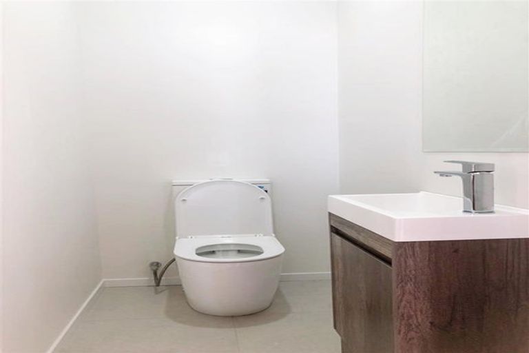 Photo of property in 19 Kaapehu Street, Karaka, 2578