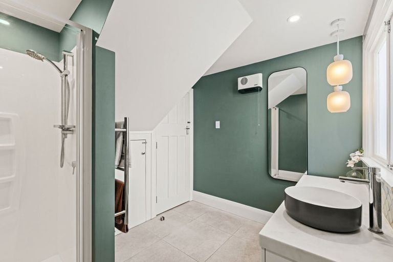 Photo of property in 5 Roosevelt Avenue, St Albans, Christchurch, 8014