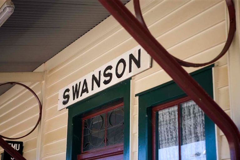 Photo of property in 33 Barrel Crescent, Swanson, Auckland, 0614