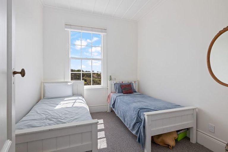 Photo of property in 204 Cape Rodney Road, Leigh, 0985