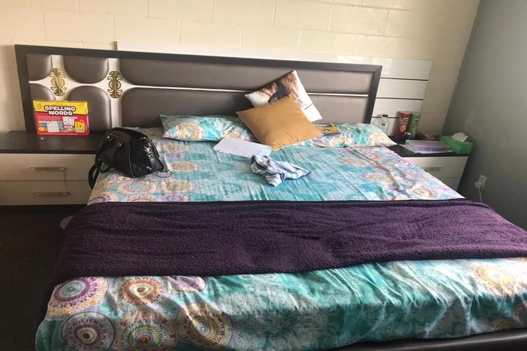 Photo of property in 66a Arimu Road, Papakura, 2110