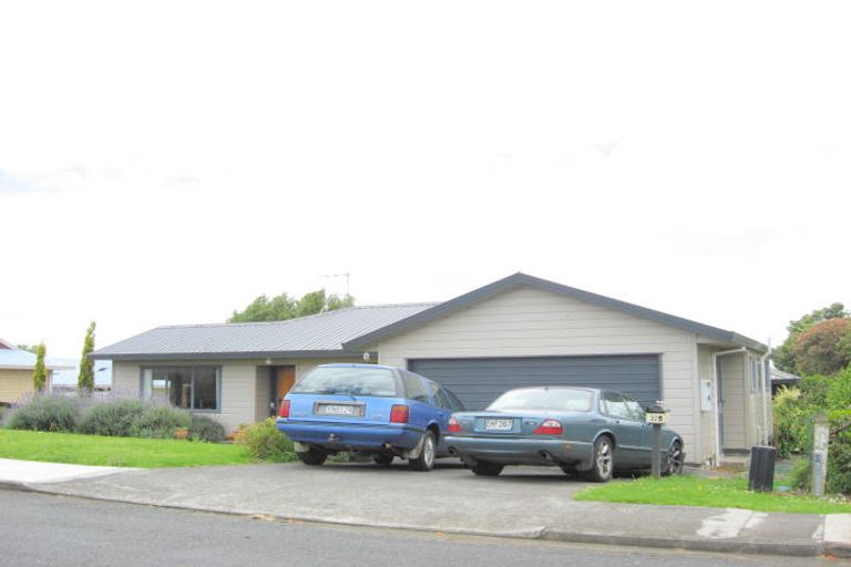 Photo of property in 32a Puriri Road, Pukekohe, 2120