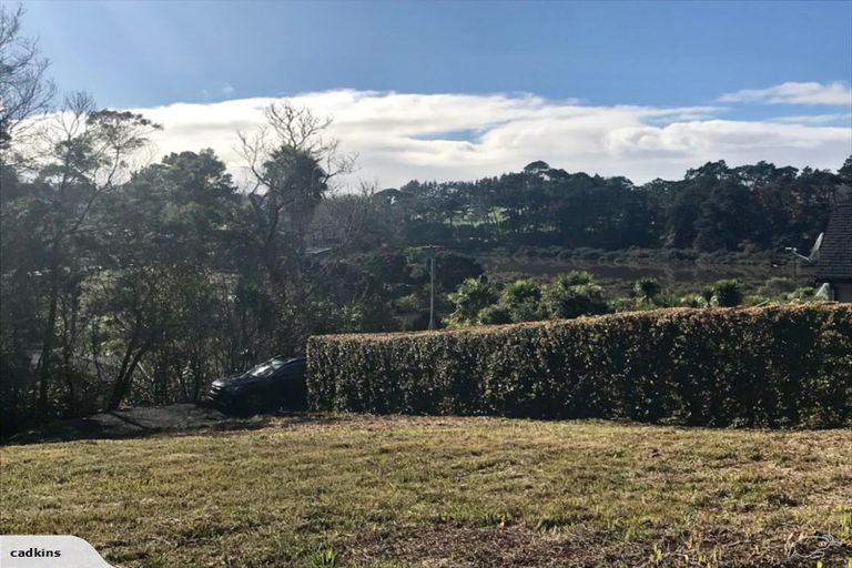 Photo of property in 6 Kent Terrace, Riverhead, 0820