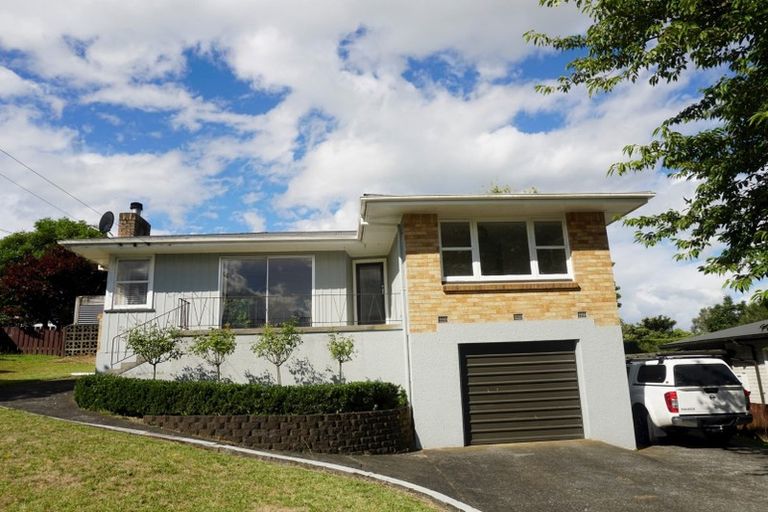 Photo of property in 112 Saint Marys Avenue, Te Awamutu, 3800