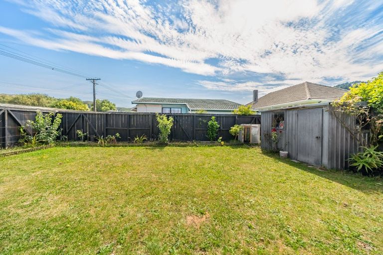 Photo of property in 1/2 Watkins Grove, Taita, Lower Hutt, 5011
