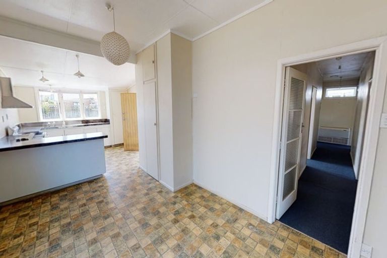 Photo of property in 20 Kawatiri Avenue, Gonville, Whanganui, 4501