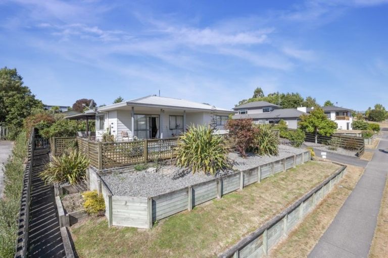 Photo of property in 22 Kiddle Drive, Hilltop, Taupo, 3330