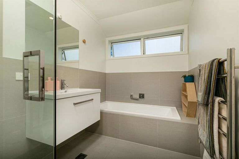 Photo of property in 186 Clark Road, Hobsonville, Auckland, 0616