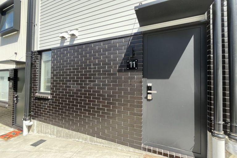 Photo of property in 11 Panoni Lane, Howick, Auckland, 2014