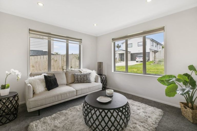 Photo of property in 2f Wood Street, Papakura, 2110