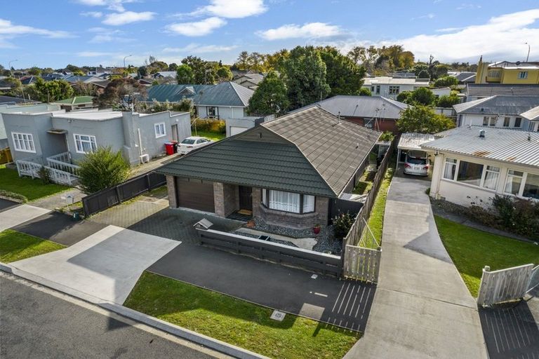 Photo of property in 35 Rewa Street, Takaro, Palmerston North, 4412