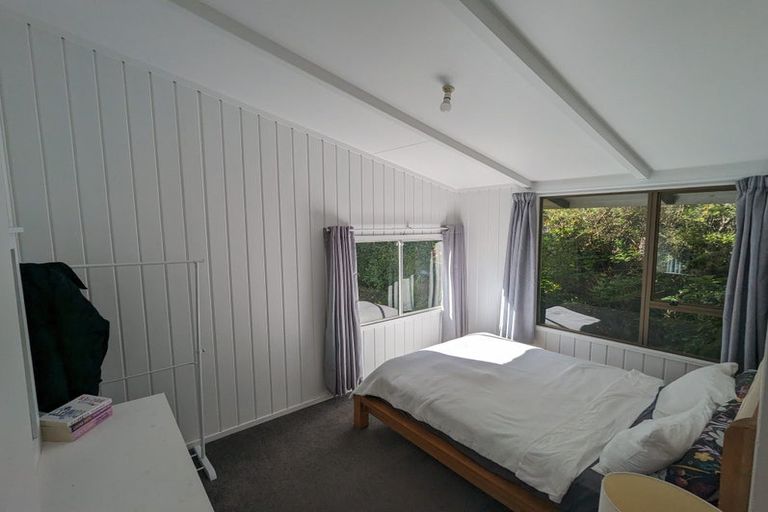 Photo of property in 75 Gillespies Road, Birchville, Upper Hutt, 5018