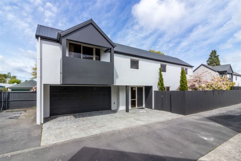 Photo of property in 42 Dover Street, St Albans, Christchurch, 8014