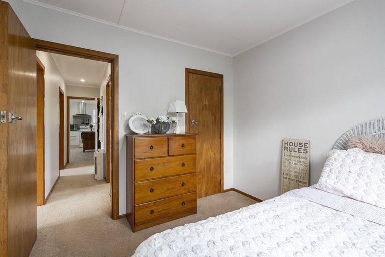 Photo of property in 43 Tararua Street, Pahiatua, 4910