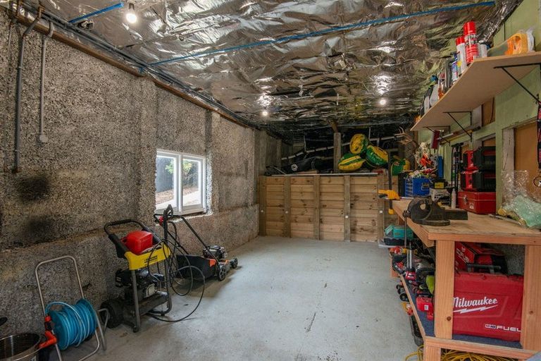 Photo of property in 186 Wakari Road, Helensburgh, Dunedin, 9010