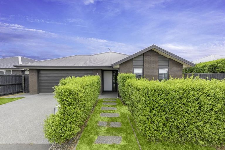 Photo of property in 3 Jefferson Close, Halswell, Christchurch, 8025