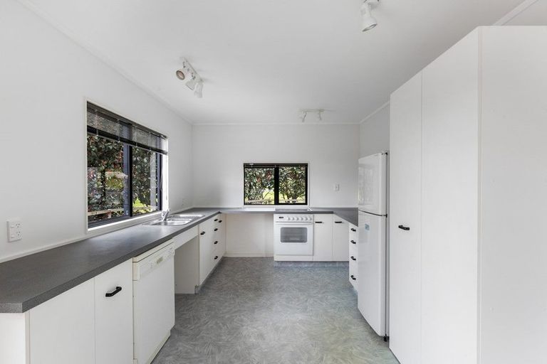 Photo of property in 8 Meander Drive, Welcome Bay, Tauranga, 3112