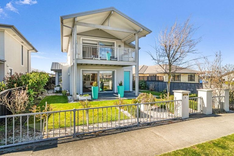 Photo of property in 4 Solander Road, Pegasus, 7612