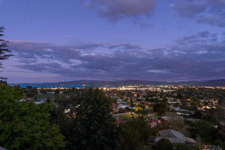 Photo of property in 33 Mountain Road, Western Heights, Rotorua, 3015