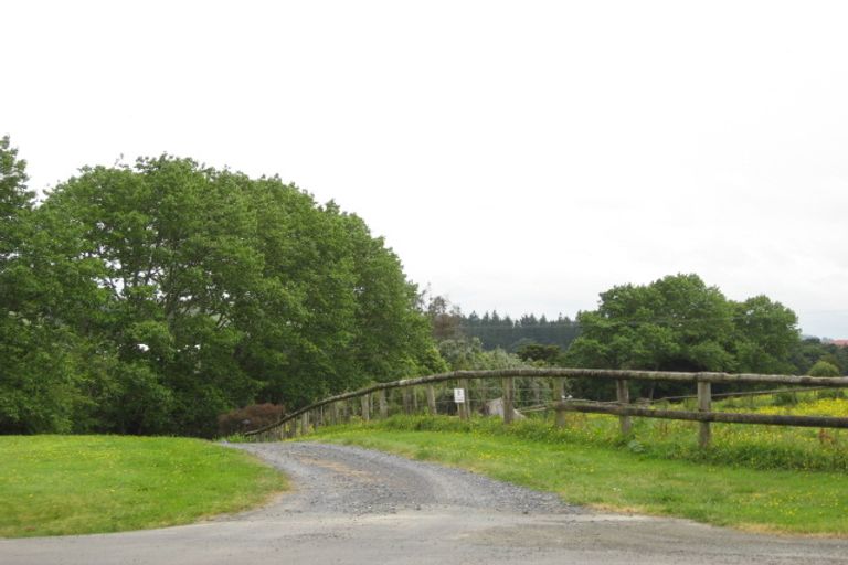 Photo of property in 9 Joyce Adams Place, Waimauku, 0883