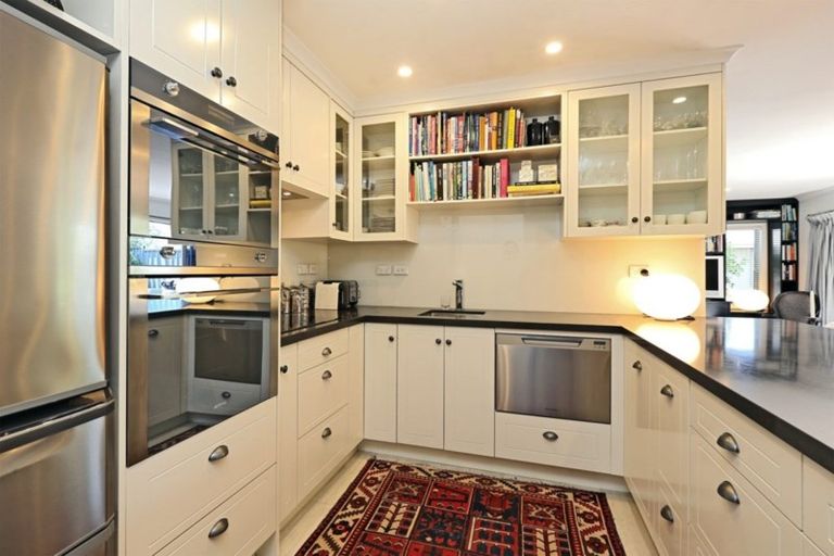 Photo of property in 48a Te Aute Road, Havelock North, 4130