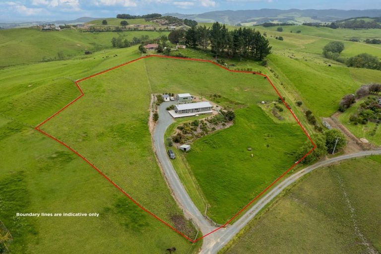 Photo of property in 571 Shoemaker Road, Waipu, 0582
