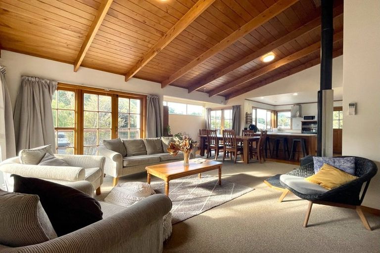 Photo of property in 2b Stanley Street, Berhampore, Wellington, 6023