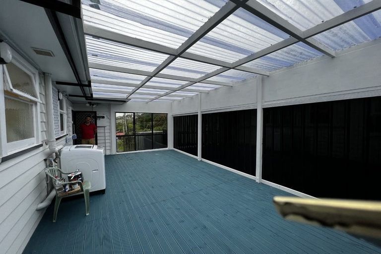 Photo of property in 41 Sunnyside Road, Sunnyvale, Auckland, 0612