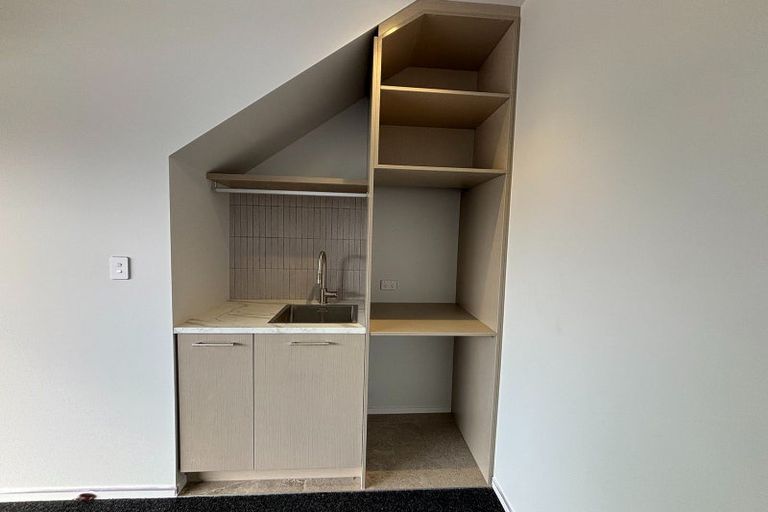 Photo of property in 2/7 Roa Road, Fendalton, Christchurch, 8041