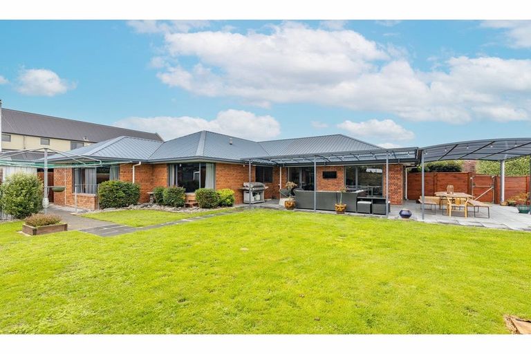 Photo of property in 26 Panckhurst Drive, Woodend, 7610