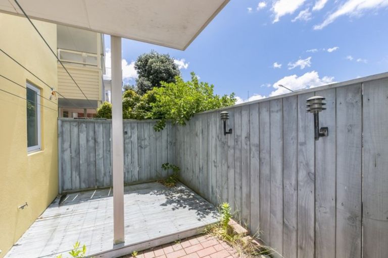 Photo of property in Marrakech Cafe, 39/305 Evans Bay Parade, Hataitai, Wellington, 6021